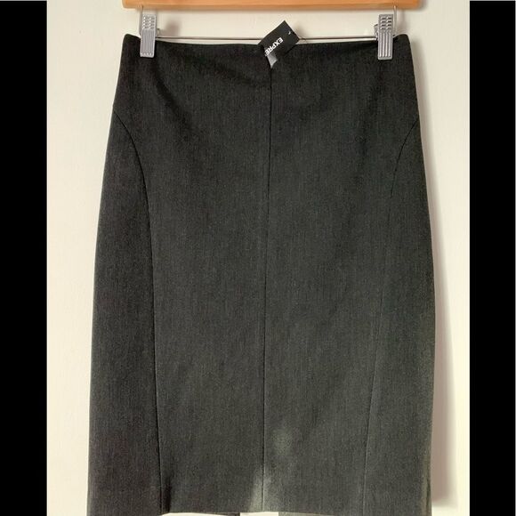 NWT Express dark grey/wet asphalt pencil skirt, knee length, Size 2 - Picture 2 of 10